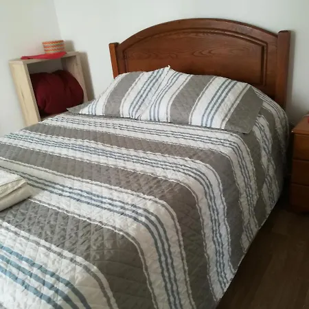 Bed & Breakfast Rivers Nation Surf Camp *