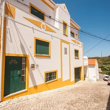Rivers Nation Surf Camp Bed & Breakfast Atouguia Da Baleia